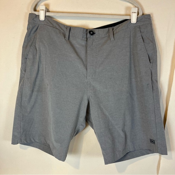 Billabong Gray Flat Front Men's Shorts - Picture 1 of 12